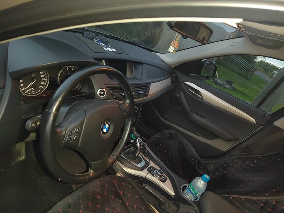 2013 BMW X1 20i I (E84) Рестайлинг, бежевый, 1550000 рублей - вид 6