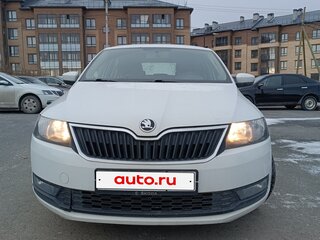 2017 Skoda Rapid I Рестайлинг, белый, 650000 рублей, вид 1