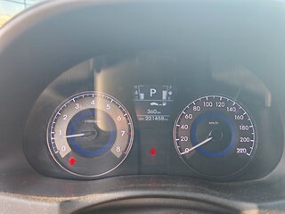 2011 Hyundai Solaris I, серый, 680000 рублей, вид 5
