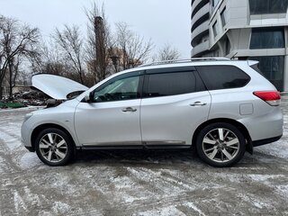 2014 Nissan Pathfinder IV, серебристый, 1670000 рублей, вид 5