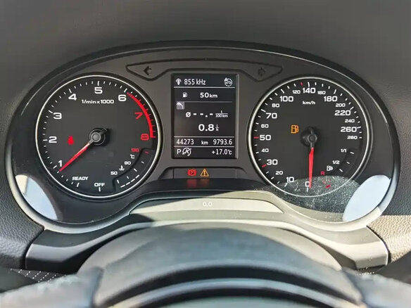 2023 Audi Q2 35 TFSI I Рестайлинг, серый, 1911255 рублей - вид 12