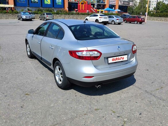 2013 Renault Fluence I, серый, 850000 рублей - вид 4