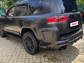 2022 Toyota Land Cruiser 300 Series, чёрный, 12500000 рублей, вид 5