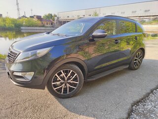 2011 Kia Sportage III, чёрный, 999999 рублей, вид 3