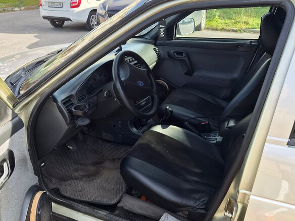 2006 Lada (ВАЗ) 2112, серебристый, 310000 рублей - вид 4