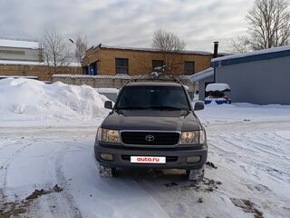 2001 Toyota Land Cruiser 100 Series, серый, 1600000 рублей, вид 2