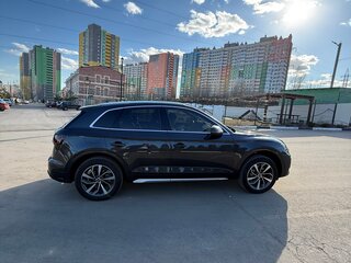2021 Audi Q5 45 TFSI II (FY) Рестайлинг, серый, 4490000 рублей, вид 4