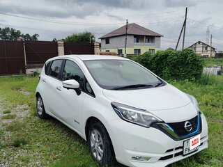 2018 Nissan Note e-Power II Рестайлинг, белый, 1280000 рублей, вид 1