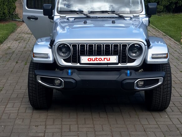 2024 Jeep Wrangler 4xe IV (JL) Рестайлинг, серебристый, 4850000 рублей - вид 6