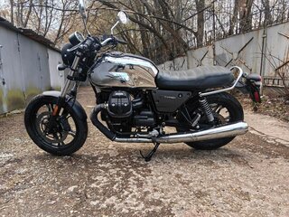 Moto Guzzi V 7 III