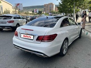 2014 Mercedes-Benz E-Класс 200 IV (W212, S212, C207) Рестайлинг, белый, 1850000 рублей, вид 3