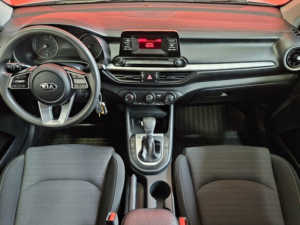 2020 Kia Cerato IV, серебристый - вид 9