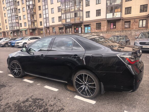 2013 Toyota Camry VII (XV50), чёрный, 1410000 рублей - вид 5