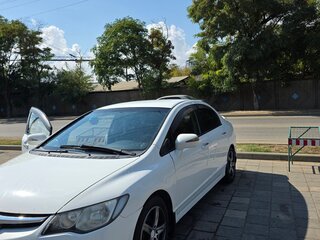 2007 Honda Civic VIII, белый, 680000 рублей, вид 1