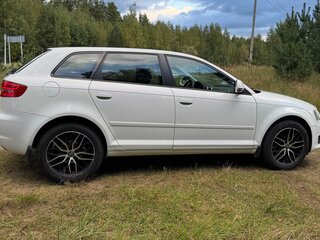 2009 Audi A3 II (8P) Рестайлинг 2, белый, 870000 рублей, вид 5