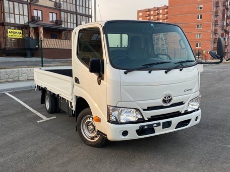 2022 Toyota Dyna, белый, 3500000 рублей, вид 2