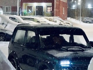 2012 Lada (ВАЗ) 2121 (4x4) I Рестайлинг, зелёный, 750000 рублей, вид 1