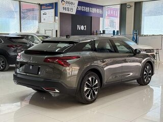 2026 Citroen C5 X, серый, 1940111 рублей, вид 4