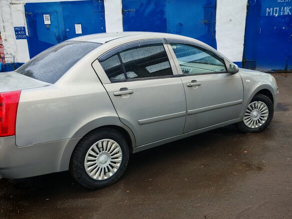 2009 Vortex Estina I, бежевый, 200000 рублей - вид 2