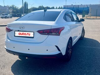 2020 Hyundai Solaris II, белый, 1700000 рублей, вид 5