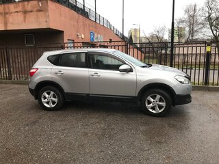 2011 Nissan Qashqai I Рестайлинг, серебристый, 800000 рублей, вид 2