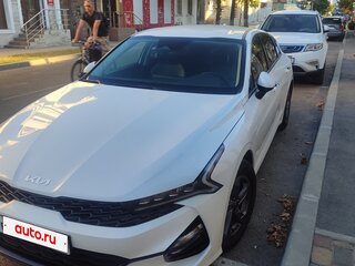 2022 Kia K5 LPi III, белый, 2500000 рублей, вид 3