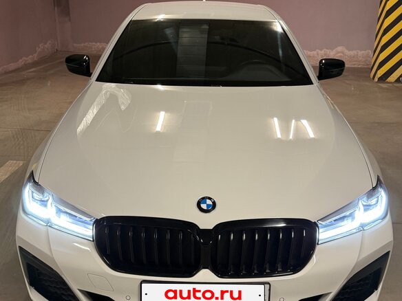 2021 BMW 5 серии 520d xDrive VII (G30/G31/G38) Рестайлинг, белый, 5550000 рублей - вид 1