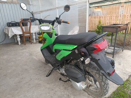 2022 VMC (Vento) Naked, зелёный, 75000 рублей, вид 4
