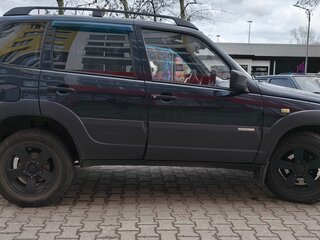 2014 Chevrolet Niva I Рестайлинг, чёрный, 659999 рублей, вид 4