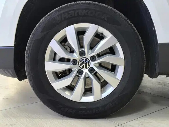 2021 Volkswagen Tharu I, белый, 1730000 рублей - вид 13
