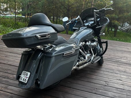 2016 Harley-Davidson Road Glide, серый, 1450000 рублей, вид 5
