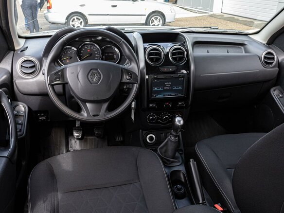 2018 Renault Duster I Рестайлинг, белый, 1490000 рублей - вид 5