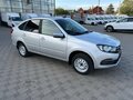 2026 Lada (ВАЗ) Granta I Рестайлинг, серебристый - вид 2