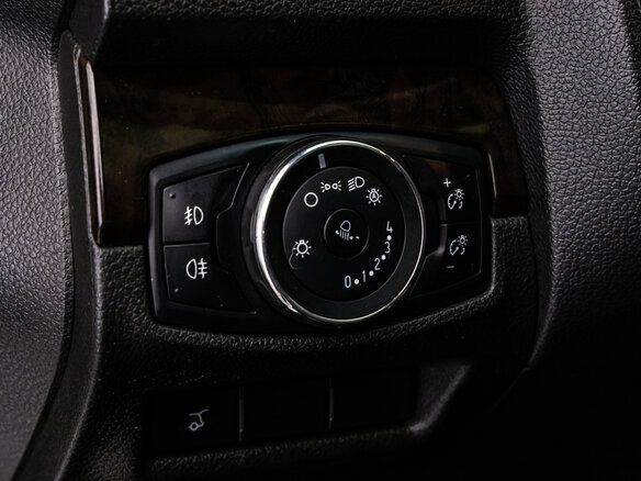 2014 Ford Explorer V, белый, 1899000 рублей - вид 18