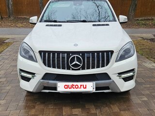 2013 Mercedes-Benz M-Класс 500 III (W166), белый, 3000000 рублей, вид 1