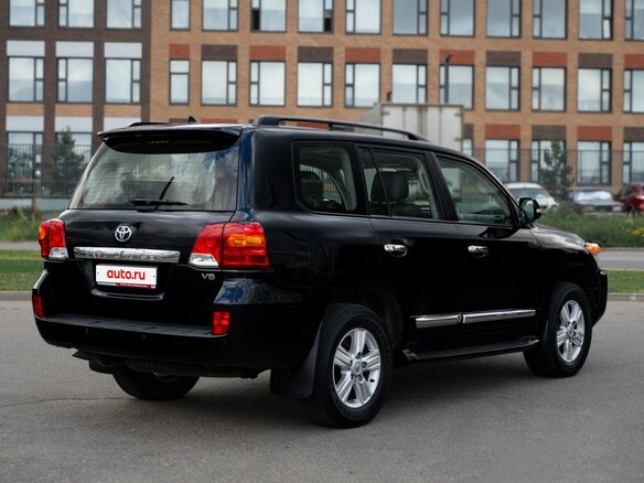 2014 Toyota Land Cruiser 200 Series Рестайлинг 1, чёрный, 4049999 рублей - вид 7