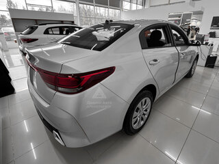 2025 Solaris KRS, серебристый, 2560000 рублей, вид 3