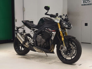 2021 Triumph Speed Triple, чёрный, 1200000 рублей, вид 1