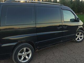 1998 Mercedes-Benz V-Класс 230 I (W638), чёрный, 630000 рублей, вид 5