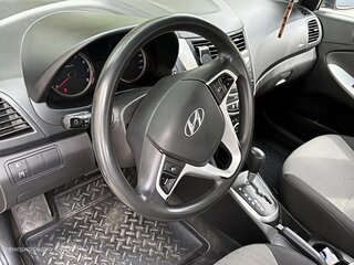 2012 Hyundai Solaris I, серый, 950000 рублей, вид 3