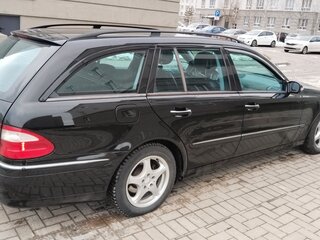 2005 Mercedes-Benz E-Класс 220 III (W211, S211), чёрный, 999999 рублей, вид 5