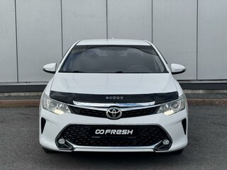2017 Toyota Camry VII (XV50) Рестайлинг, белый, 1600000 рублей, вид 3