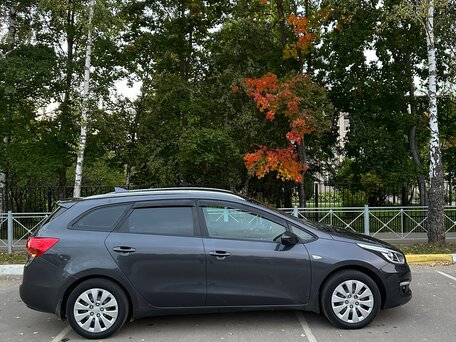 2017 Kia Ceed II Рестайлинг, серый, 1295000 рублей, вид 1