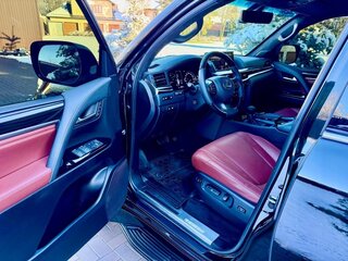 2020 Lexus LX 450d III Рестайлинг 2, чёрный, 9800000 рублей, вид 3