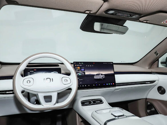 2026 Changan Qiyuan A06 28.39 kWh, серебристый, 2950000 рублей - вид 32