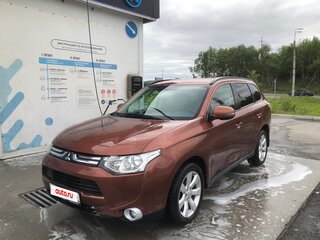 2012 Mitsubishi Outlander III, коричневый, 1150000 рублей, вид 1