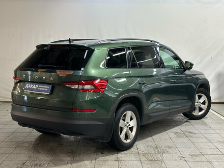 2019 Skoda Kodiaq I, зелёный, 1710000 рублей, вид 3