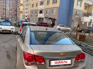 2011 Chevrolet Cruze I, бежевый, 650000 рублей, вид 2