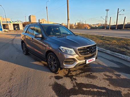 2017 Mercedes-Benz GLE 350 d I (W166), серый, 3750000 рублей, вид 2