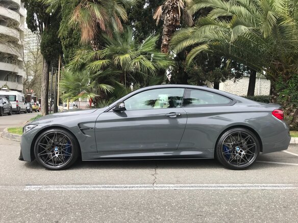 2016 BMW M4 Competition Package F82/F83, серый, 6500000 рублей - вид 1